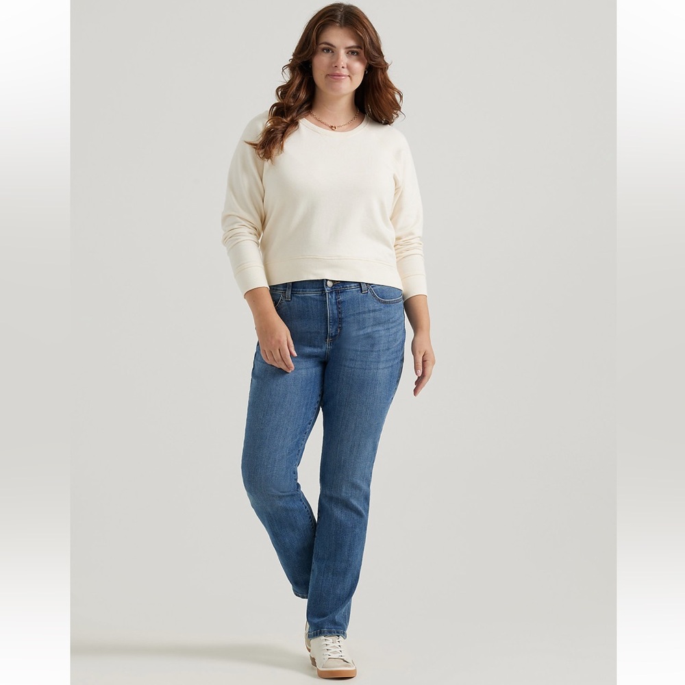 NWT! Lee Plus Size Straight Leg Blue Jeans Women's 30W Flex Motion Regular Fit - Picture 3 of 11